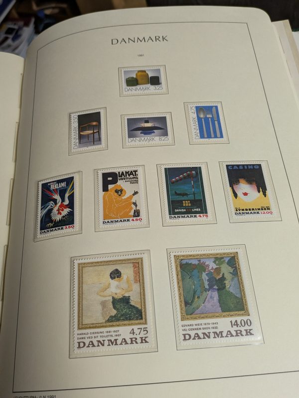 Dänemark, postfrische Sammlung im Leuchtturm Klemmbinder mit Schuber, von 1945 - 1995 – Bild 3